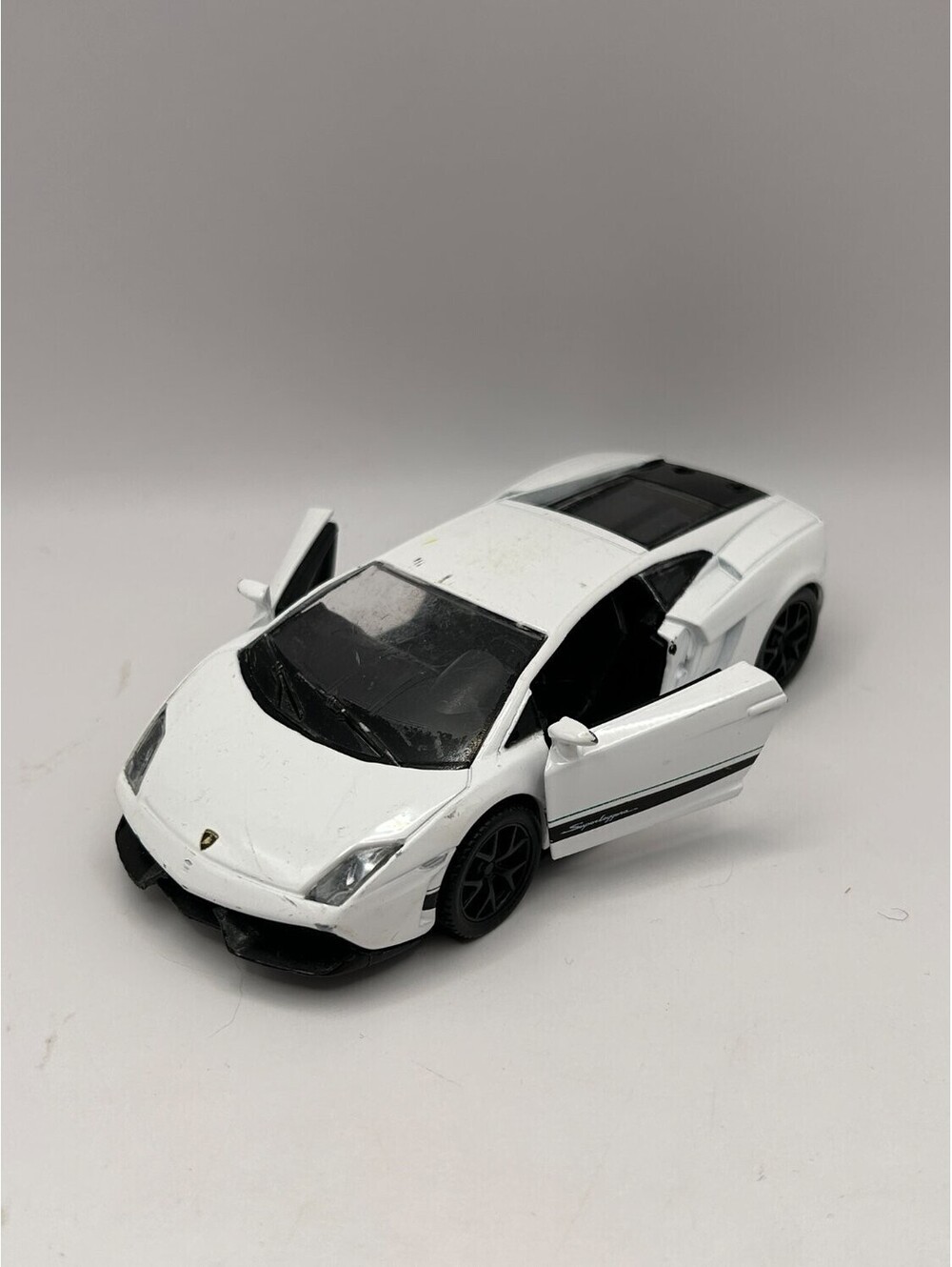 Uni-Fortune Lamborghini Gallardo LP 570-4 Superleggera Diecast Toy Car White